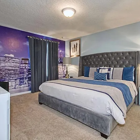 Luxury Home, Near Disney Parks!